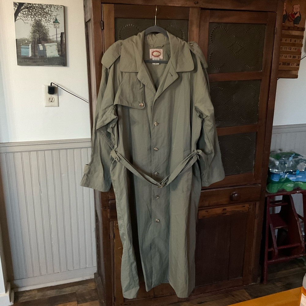 Vintage Banana Republic Nylon Safari Travel Trench Coat M